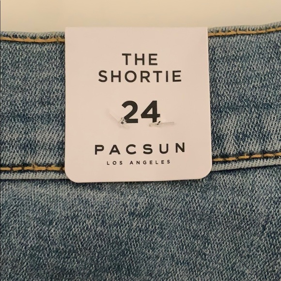 PacSun Denim Shorts - Picture 3 of 3